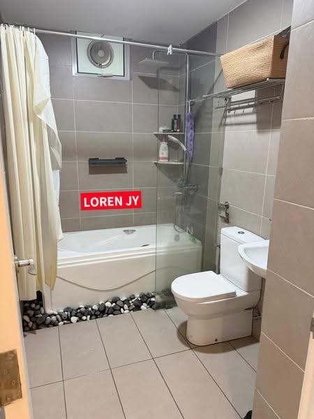 Service Residence for Sale at Summerton - Loren Jia Ying - Bathroom - PropertyGuru.com.my