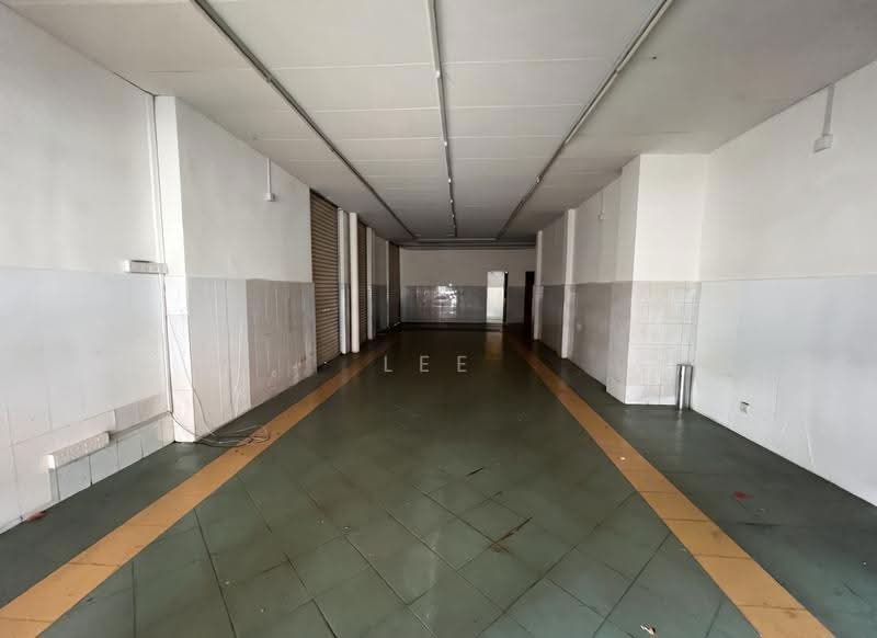 Shop for Rent in Damansara Damai (Selangor) - Lee Sing Siong - Corridor - PropertyGuru.com.my