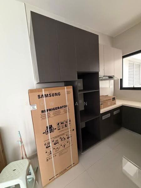 Kondominium untuk Dijual di Bay Point @ Country Garden Danga Bay - Siow Yan Er - Kitchen - PropertyGuru.com.my