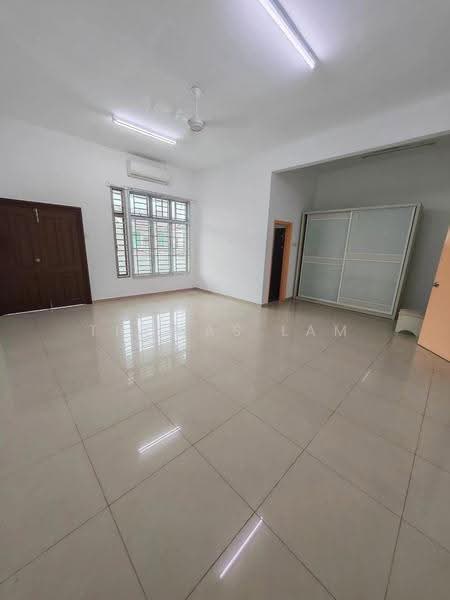 Rumah Teres 2-Tingkat untuk Dijual di Bertam Malim (Bertam) - Thomas Lam - Living Room - PropertyGuru.com.my