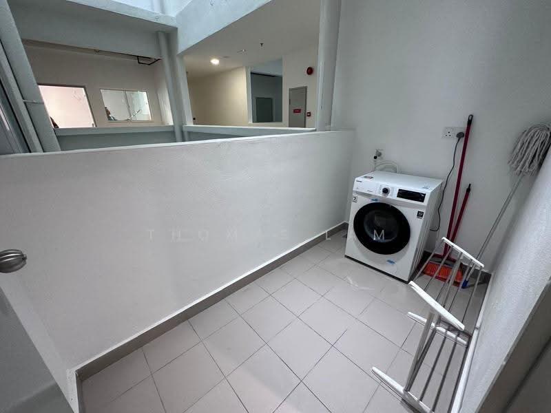 Kediaman Servis untuk Disewa di Amber Cove - Thomas Lam - Laundry Room - PropertyGuru.com.my