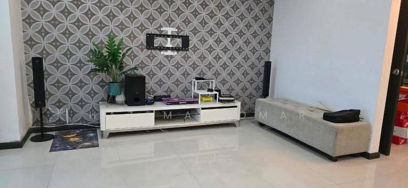 Rumah Teres 2-Tingkat untuk Disewa di Alam Impian (Shah Alam) - Hazeman Omar - Living Room - PropertyGuru.com.my