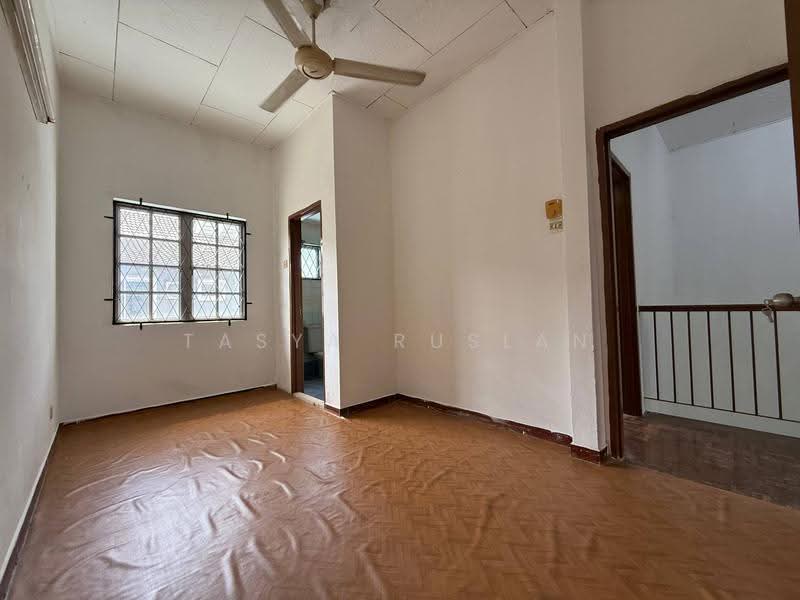 2-storey Terraced House for Sale in Seksyen 4 (Bangi) - Tasya Ruslan - PropertyGuru.com.my