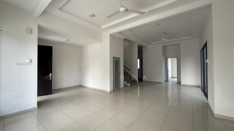 Rumah Berkembar untuk Dijual di Bandar Mahkota Cheras (Cheras) - Melinda Goh - Living Room - PropertyGuru.com.my