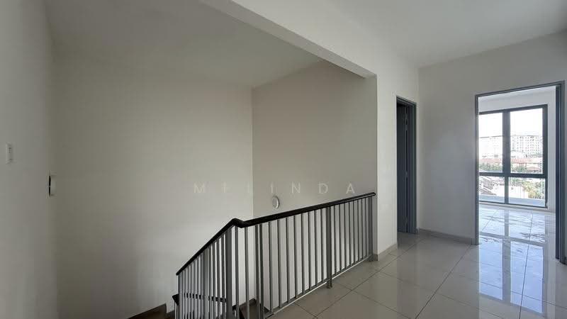 Rumah Berkembar untuk Dijual di Bandar Mahkota Cheras (Cheras) - Melinda Goh - Corridor - PropertyGuru.com.my