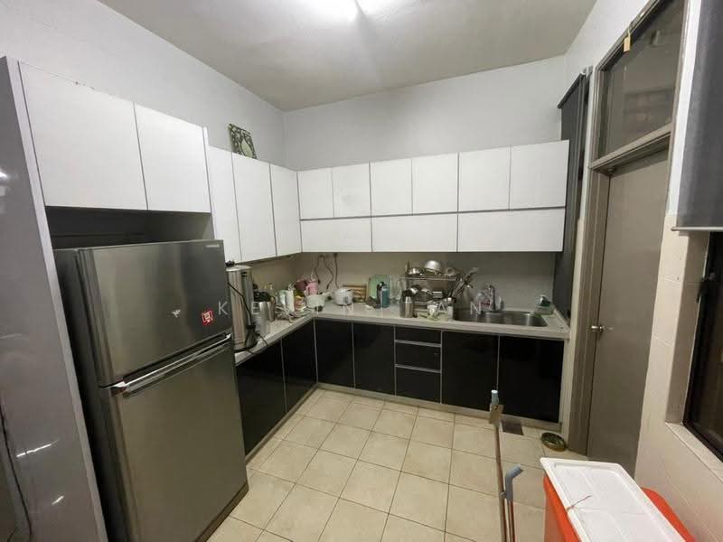 2-storey Terraced House for Sale in Lakeside Residences (Puchong) - Kevin Tan - Kitchen - PropertyGuru.com.my