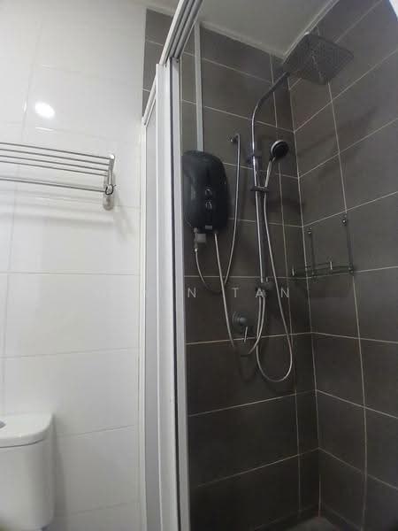 Rumah Teres 2.5-Tingkat untuk Dijual di Lakeside Residences (Puchong) - Kevin Tan - Bathroom - PropertyGuru.com.my