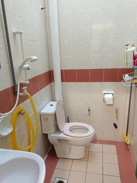 Rumah Teres untuk Dijual di Kota Kemuning (Shah Alam) - Victoria Chew - Bathroom - PropertyGuru.com.my