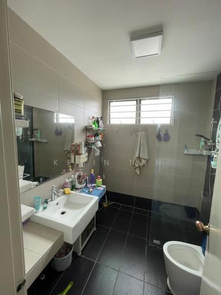 Rumah Teres 2-Tingkat untuk Dijual di Lakeside Residences (Puchong) - Kevin Tan - Bathroom - PropertyGuru.com.my