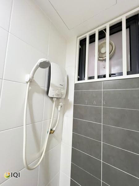 Condominium for Sale at One Foresta - Serene Tan - Bathroom - PropertyGuru.com.my