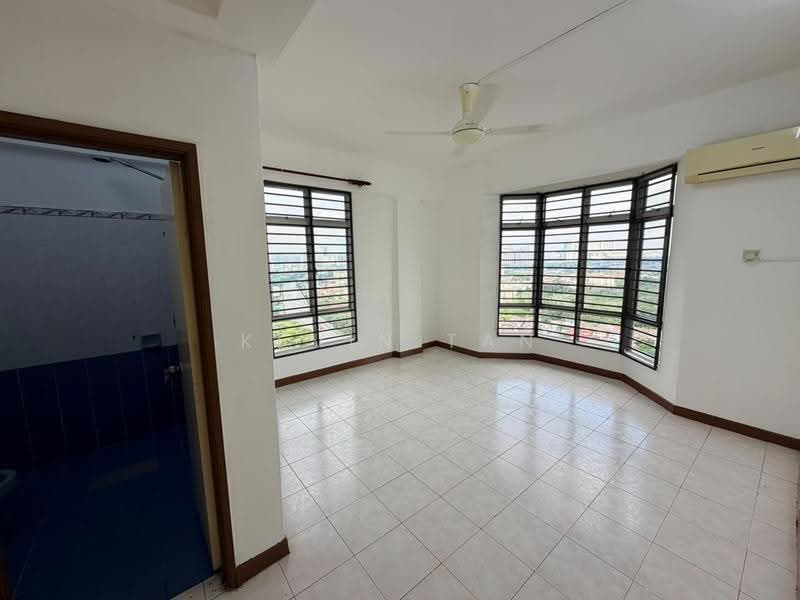 Condominium for Sale at Impian Heights - Kevin Tan - Living Room - PropertyGuru.com.my