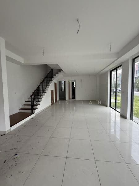 3-storey Terraced House for Sale in Taman Puchong Legenda (Puchong) - Kevin Tan - Interior - PropertyGuru.com.my