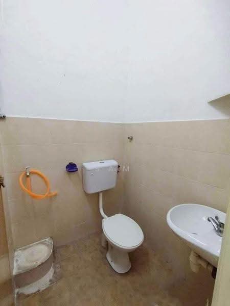 Rumah Teres 1-Tingkat untuk Dijual di Taman Tasek (Ipoh) - Sam . - Bathroom - PropertyGuru.com.my