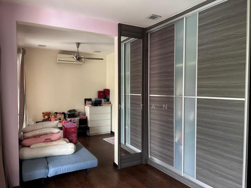 Rumah Teres 2-Tingkat untuk Dijual di Lake Edge (Puchong) - Kevin Tan - Bedroom - PropertyGuru.com.my