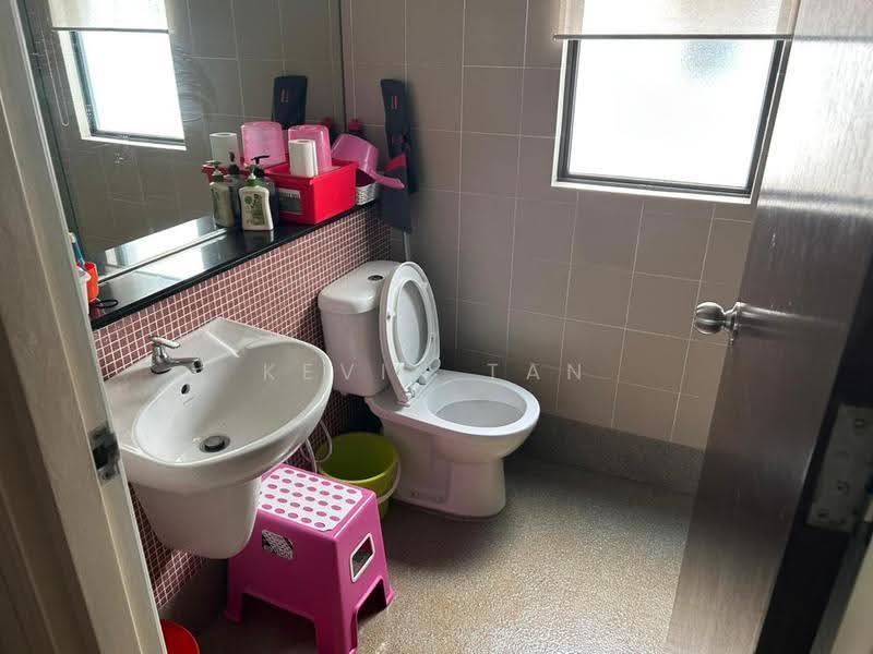 Rumah Teres 2-Tingkat untuk Dijual di Lake Edge (Puchong) - Kevin Tan - Bathroom - PropertyGuru.com.my
