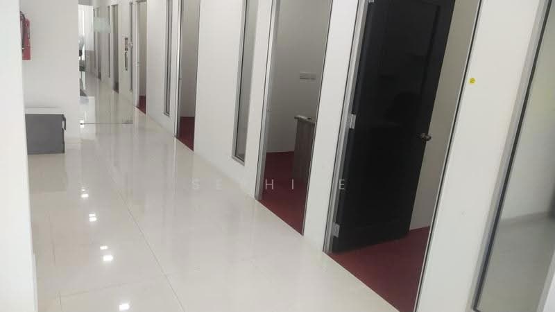 Shop / Office for Rent in Jalan Kuching (Kuala Lumpur) - Sephine Kang - Corridor - PropertyGuru.com.my