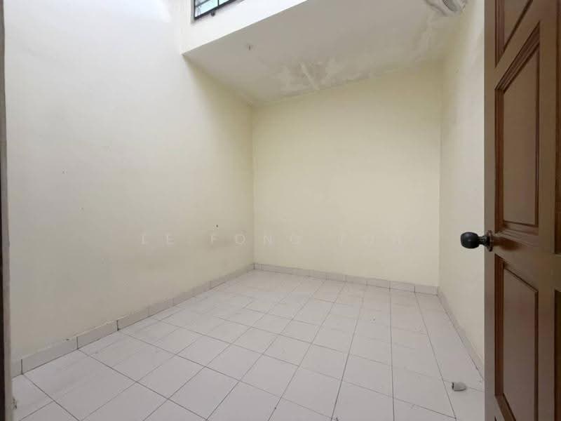 Shop / Office for Sale in Taman Nusa Bestari (Iskandar Puteri (Nusajaya)) - Ee Fong Toh - Interior - PropertyGuru.com.my