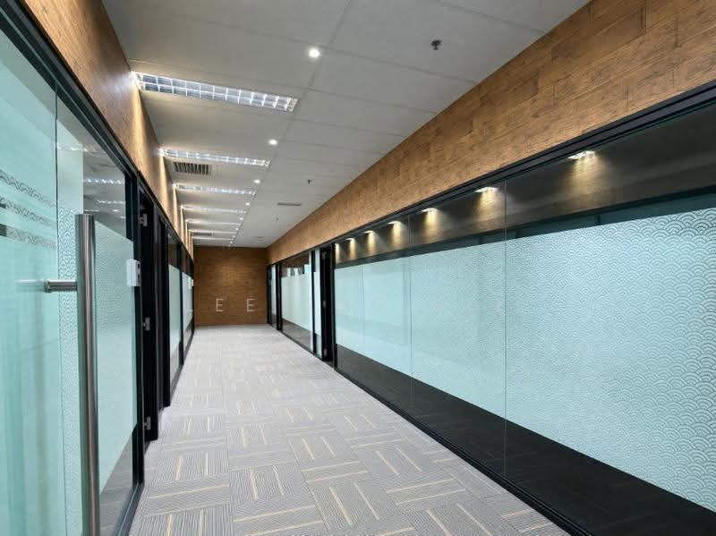 Pejabat untuk Disewa di Bandar Puteri Puchong (Puchong) - Lee Soo Bee - Corridor - PropertyGuru.com.my