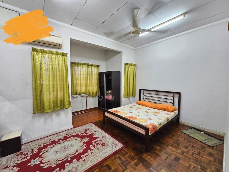 Rumah Teres 2-Tingkat untuk Dijual di Putra Heights (Subang Jaya) - Jason Ooi - Bedroom - PropertyGuru.com.my