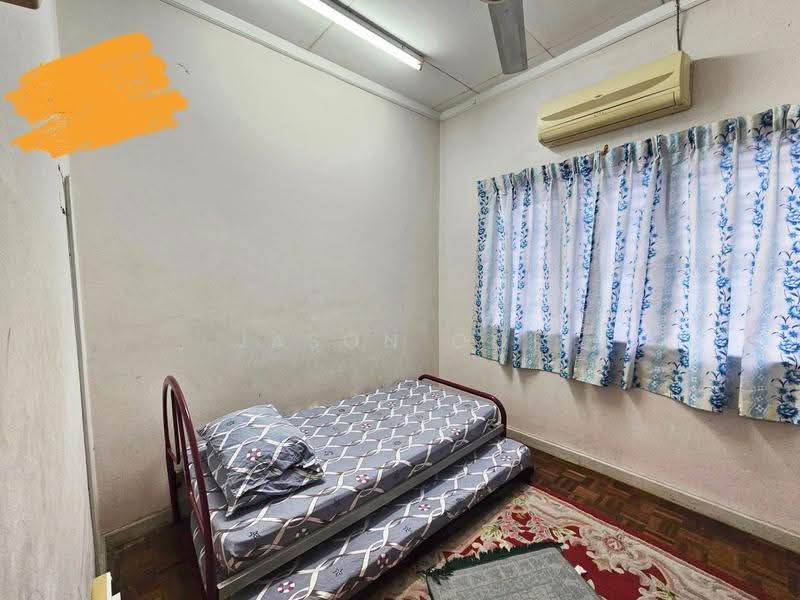 Rumah Teres 2-Tingkat untuk Dijual di Putra Heights (Subang Jaya) - Jason Ooi - Bedroom - PropertyGuru.com.my