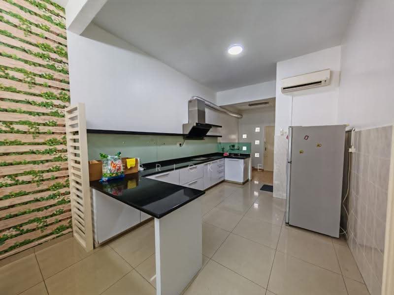 2-storey Terraced House for Rent in Taman Kota Laksamana (Melaka City) - Derrick Yee - Kitchen - PropertyGuru.com.my