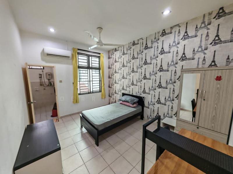 2-storey Terraced House for Rent in Taman Kota Laksamana (Melaka City) - Derrick Yee - Bedroom - PropertyGuru.com.my