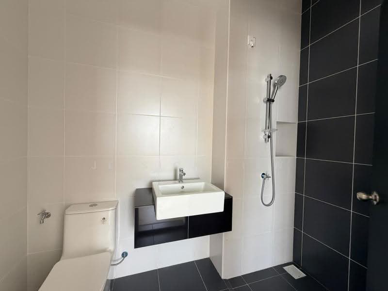 Rumah Teres 2-Tingkat untuk Dijual di Eco Botanic 2 (Iskandar Puteri (Nusajaya)) - Jessica Tiew - Bathroom - PropertyGuru.com.my