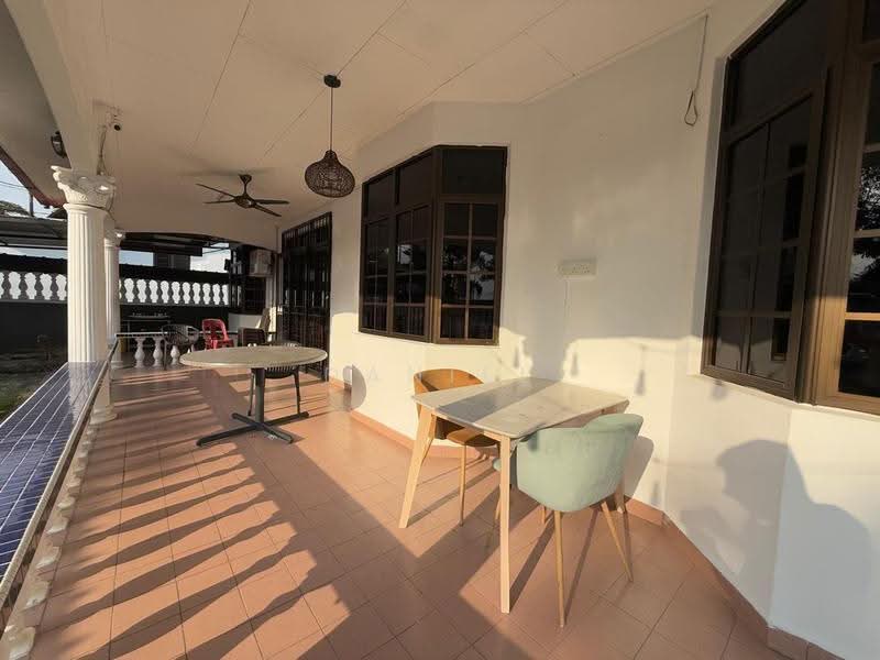 Service Residence for Sale at Palazio - Daniel Yong - Exterior - PropertyGuru.com.my