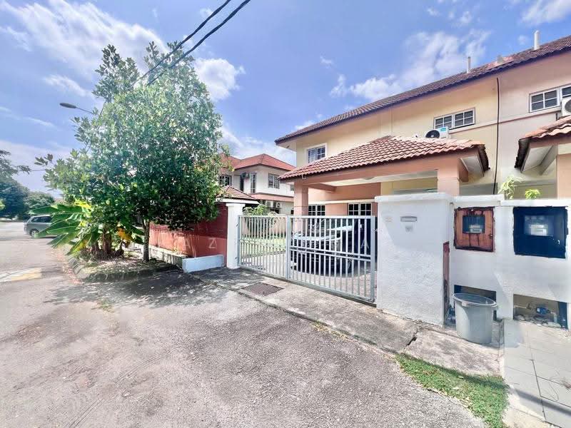 Semi-Detached House for Sale in Bandar Bukit Mahkota (Bangi) - Fazri Omar - Exterior - PropertyGuru.com.my