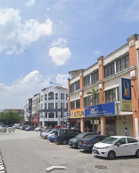 Shop for Sale in BANDAR PUCHONG JAYA (Puchong) - Pat - Sy Koh - Exterior - PropertyGuru.com.my