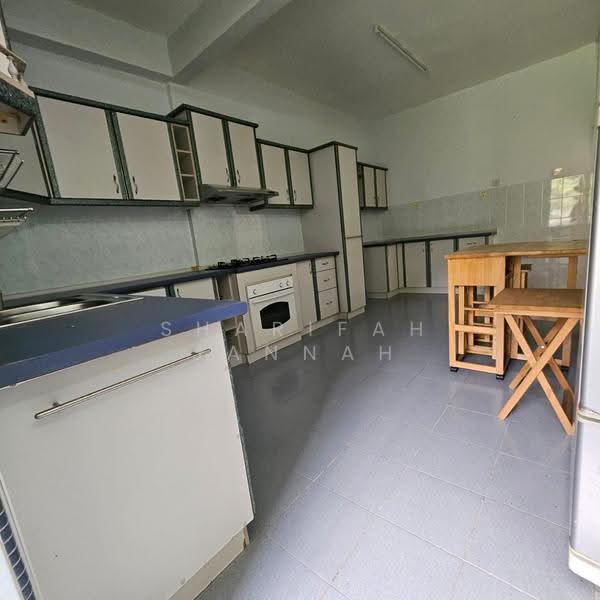 2-storey Terraced House for Sale in Taman Sungai Jati Permai (Klang) - Sharifah Jannah - Kitchen - PropertyGuru.com.my