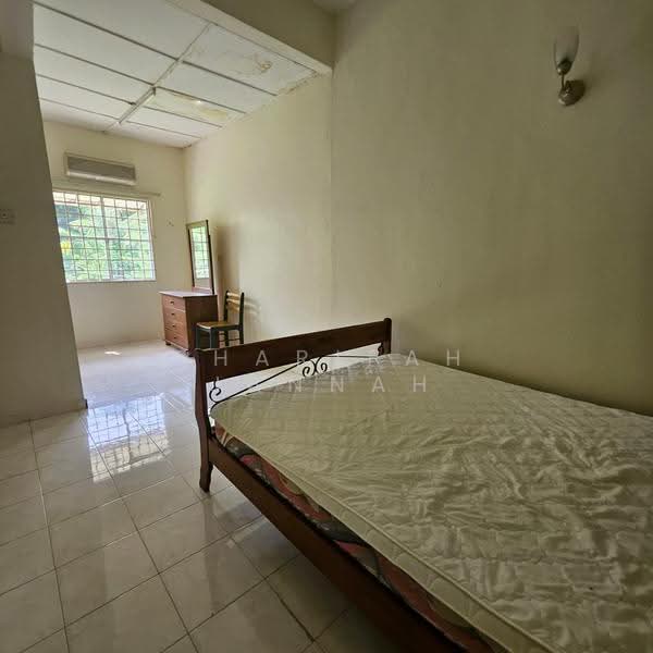 2-storey Terraced House for Sale in Taman Sungai Jati Permai (Klang) - Sharifah Jannah - Bedroom - PropertyGuru.com.my