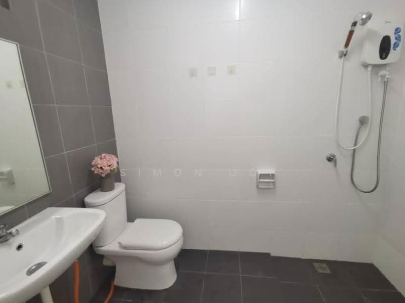 Condominium for Sale at SummerSkye Residences - Simon Ooi - Bathroom - PropertyGuru.com.my