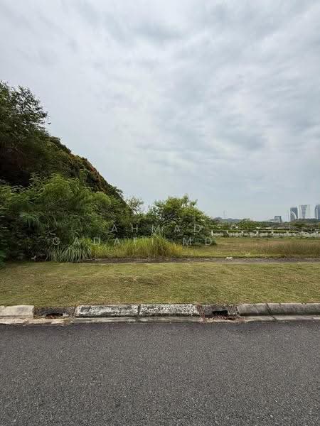 Residential Land for Sale in Perdana Lake View (Cyberjaya) - Ahmad Gadafi Md Nor - Exterior - PropertyGuru.com.my