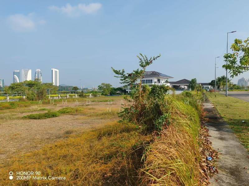 Residential Land for Sale in Perdana Lake View (Cyberjaya) - Ahmad Gadafi Md Nor - Exterior - PropertyGuru.com.my