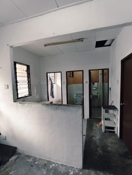 Apartment for Sale at Pangsapuri Sri Tanjung - David Chee - Bathroom - PropertyGuru.com.my