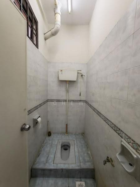 Rumah Teres 2-Tingkat untuk Dijual di Taman Desa Tebrau (Tebrau) - Chew Jia Jia - Bathroom - PropertyGuru.com.my