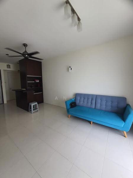 Kondominium untuk Dijual di Summer Place - Ang Lee Theng - Living Room - PropertyGuru.com.my