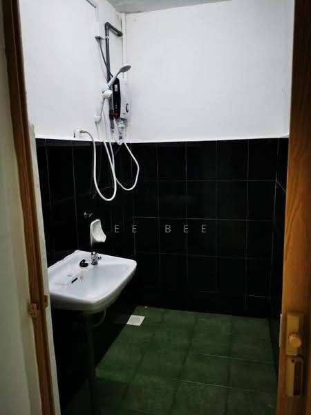 1-storey Terraced House for Rent in Taman Sri Skudai (Skudai) - Bee Bee - PropertyGuru.com.my
