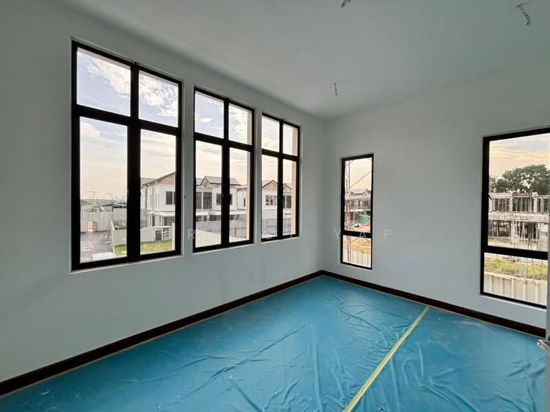 Semi-Detached House for Sale in Alam Impian (Shah Alam) - Terence Yap - PropertyGuru.com.my