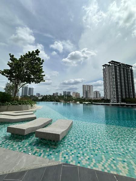 Kediaman Servis untuk Disewa di D'Ivo - Brandon Chia - Pool - PropertyGuru.com.my