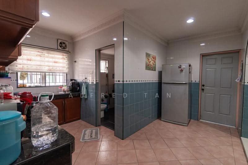 Rumah Teres 2-Tingkat untuk Dijual di Bandar Bukit Tinggi (Klang) - Alfred Tan - Kitchen - PropertyGuru.com.my