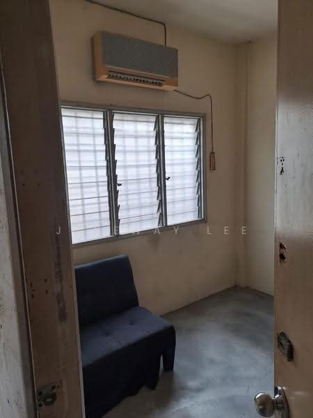 Flat for Sale at Taman Bukit Kenangan - Juneway Lee - Interior - PropertyGuru.com.my