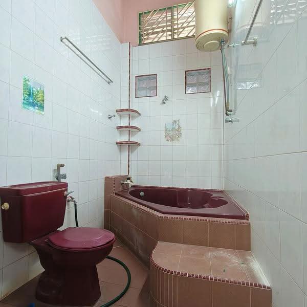 Rumah Teres 1-Tingkat untuk Disewa di Taman Sri Sentosa (Klang) - Zaena Ng - Bathroom - PropertyGuru.com.my