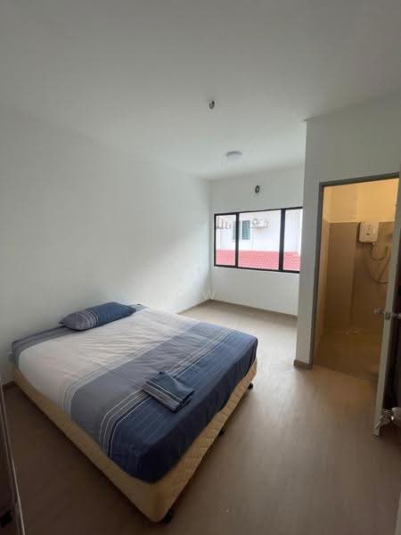 Rumah Teres untuk Dijual di Taman Mayang (Petaling Jaya) - CW Kong - Bedroom - PropertyGuru.com.my
