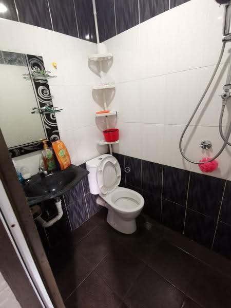 Rumah Flat untuk Dijual di Taman Sri Setia - Ang Lee Theng - PropertyGuru.com.my