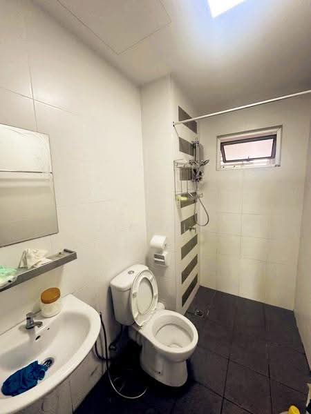 Pangsapuri untuk Disewa di One World 2 (1-Sky) - Jinelle Ong - Bathroom - PropertyGuru.com.my