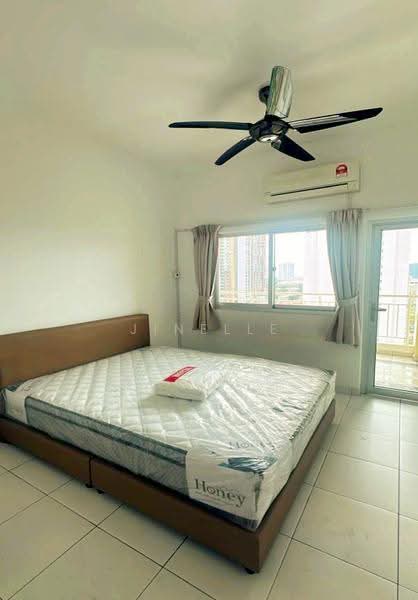 Pangsapuri untuk Disewa di One World 2 (1-Sky) - Jinelle Ong - Bedroom - PropertyGuru.com.my