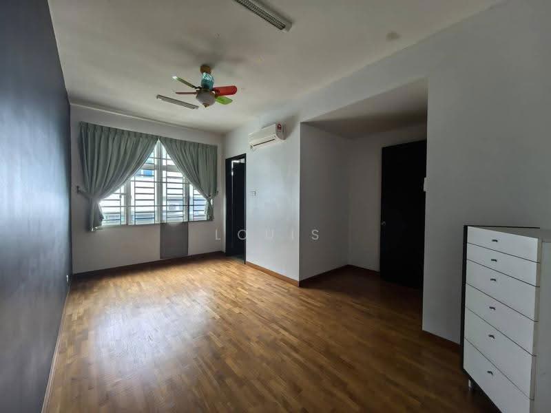 Semi-Detached House for Sale in Taman Ponderosa (Johor Bahru) - Louis Ng - Living Room - PropertyGuru.com.my