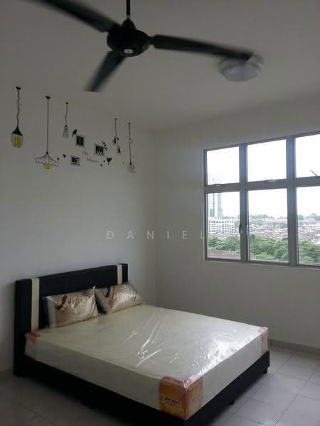 Apartment for Sale at Molek Ria - Daniel Yong - Bedroom - PropertyGuru.com.my